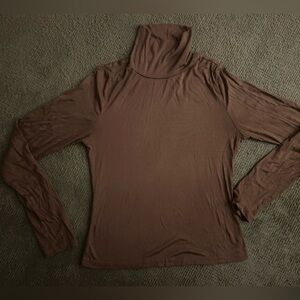 🦄6 items for $20🦄 Bundle of 3 SHEIN Mocha& Khaki Turtleneck Tops